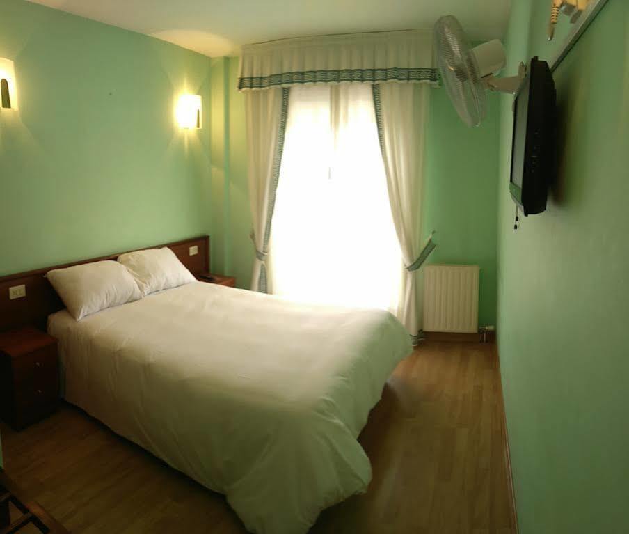 Hotel Vilagarcia Vilagarcia de Arousa Buitenkant foto